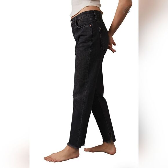 NEW! We the Free Distressed Tapered Baggy Boyfriend Jeans - Picture 3 of 5